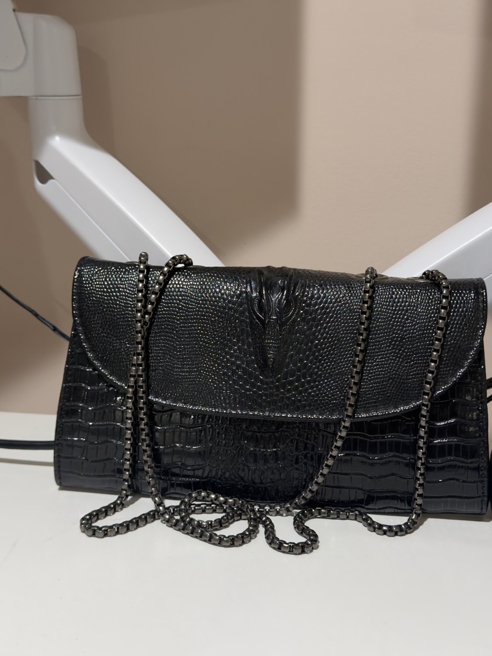 Black Textured Chain-Shoulder Women's Bag